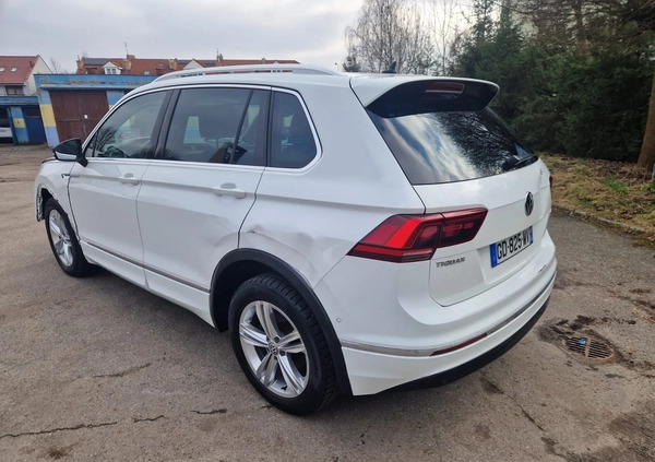 Volkswagen Tiguan cena 55900 przebieg: 110000, rok produkcji 2017 z Chodzież małe 407